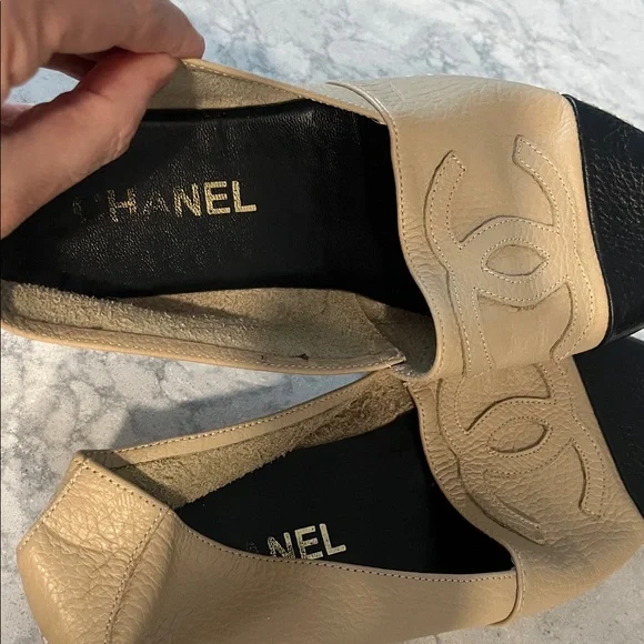 Chanel Loafer-7-1/2 Very good condition! - Picture 4 of 7